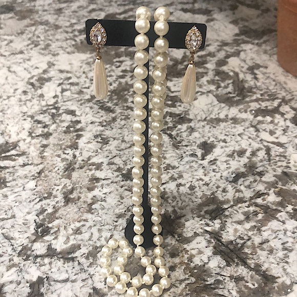Pearls - Picture 2 of 2